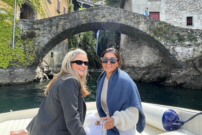 1 Hour Private and Guided Cruise to Lake Como Mostes motorboat - Why a 1-Hour Private Motorboat Works on Lake Como
