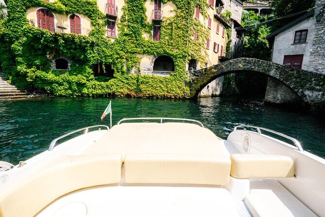 1 Hour Private Cruise on Lake Como Motoscafo Cranchi - Blevio: Mandarin Oriental pass-by views and back to Como