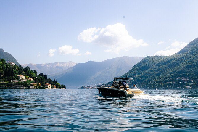 1H Private Cruise Lake Como Tender Yacht Invictus 6 pax - Private One-Hour Lake Como Cruise Aboard the Invictus Yacht (Up to 6)