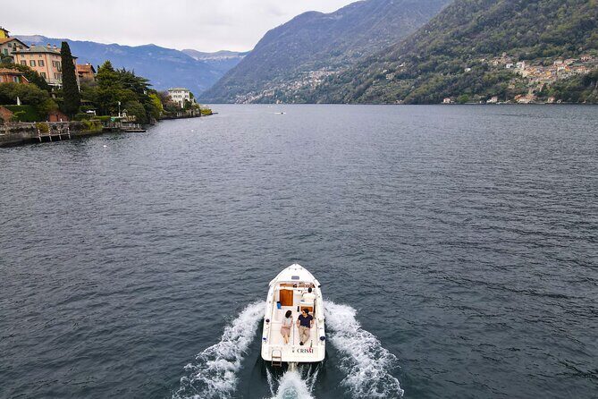 2 hours Private Boat Tour Lake Como for Groups from 1 to 6 People - The guide experience: when Massimo makes the lake feel personal