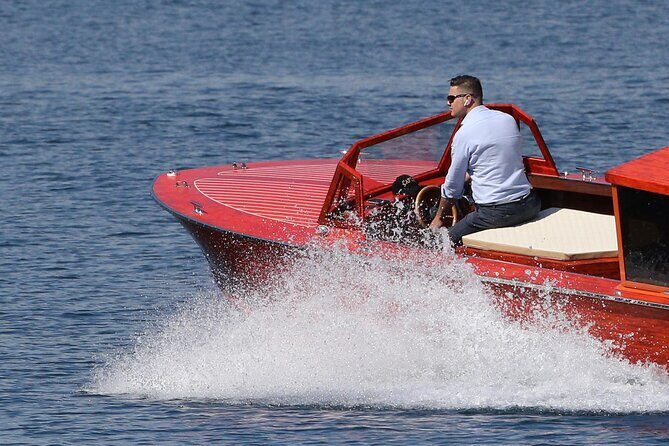 2 Hours Private Wooden Boat Tour on Lake Como 6 pax - The Como waterfront opener: Daniel Libeskind and the seaplane hangar