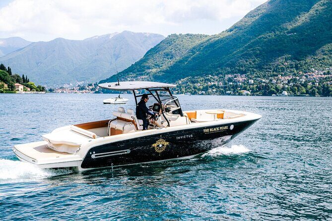 3H Guided Cruise Stop Bellagio Tender yacht Invictus 9 Pax - Where the cruise turns into a swim moment in the Lecco branch