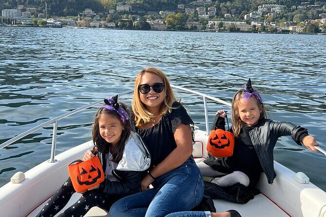 4 Hours Boat Rental Without License 40hp Engine on Lake Como - Menaggio and the return to Como: balancing views with time