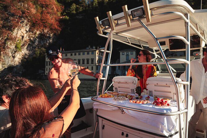 4 Hours Private Boat Cruise on Lake Como - Torno, Villa Pliniana, and the finish toward Como