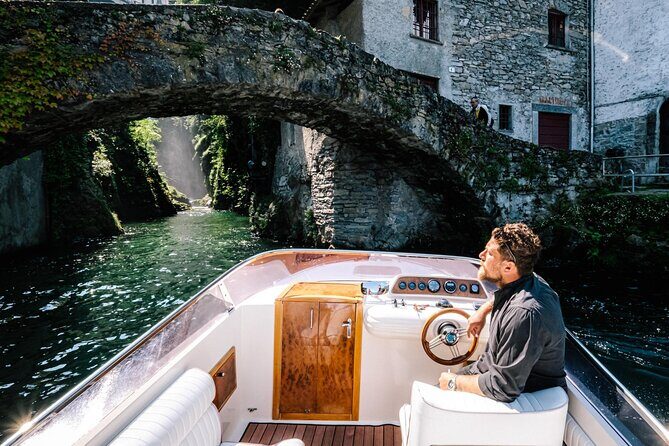 4 Hours Private Cruise on Lake Como by Motorboat - Western shore highlights: Villa Olmo, Cernobbio, Versace, and Laglio