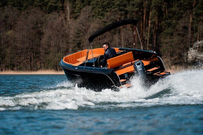 4 Hours Private SuBacco Lake Como Boat Tour - Meeting at Lungo Lario Trieste: quick start, no pickup drama