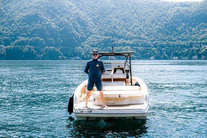 4H Private Cruise Bellagio Varenna Tender Yacht Invictus 6 Pax - From Bellagio to Varenna: windward tip, swimming options, and Menaggio views