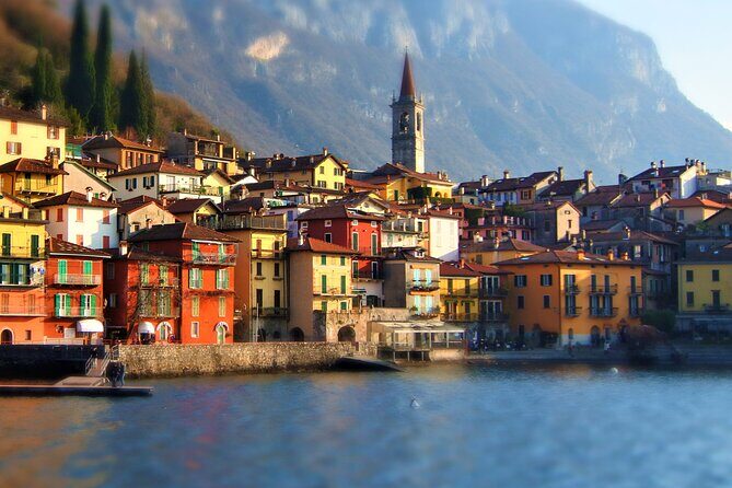 Bellagio & Varenna Full-day Tour on Lake Como by private boat - A short guided Bellagio heart: Piazza San Giacomo and the promenade