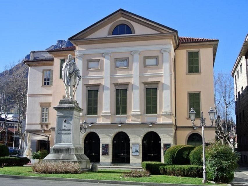 Como: 2-Hour Walking Tour - Teatro Sociale, Basilica of San Fedele, and the Religious Core of the City