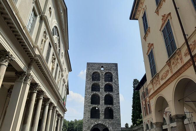 Como city and its History Exclusive Walking Tour (1 h from Milan) - Teatro Sociale: How a Theater Becomes a City Story