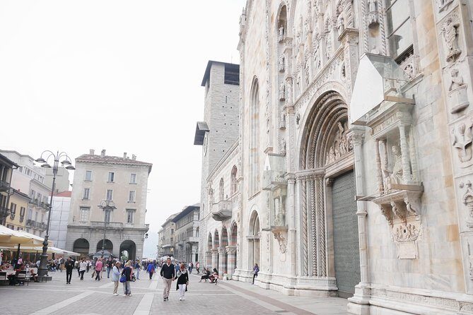 Como city and its History Exclusive Walking Tour (1 h from Milan) - Basilica di San Fedele: A Church Stop That’s Really About Place