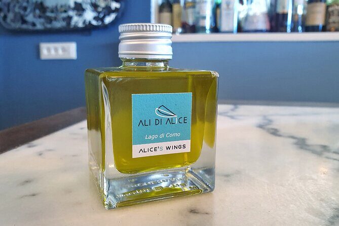E.V.O. oil of Lake Como tasting+ food pairings - A 17th-century setting with Lake Como views