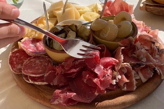 Exclusive wine tasting in Brunate - What Arianna Will Pour: Three Lombardy Wines and What They Signal