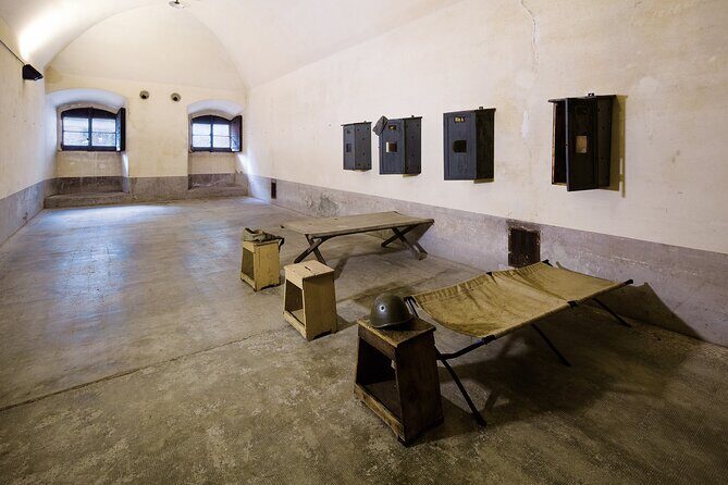 Forte Montecchio Nord Entrance Ticket - Group size and timing: how this tour stays calm