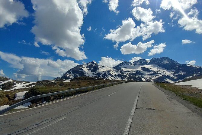 From Lake Como or Milan: Bernina Red Train Tour - The Lake Como Portion: Bikes, Kayak, and a Beach Pause