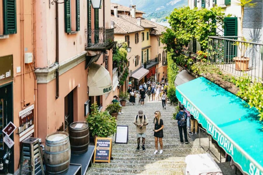 From Milan: Lake Como Cruise with Visits to Como & Bellagio - The Lake Como cruise: public vs private boat and what it changes