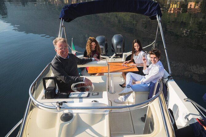 Glamour tour (3 H) speed boat stop in Bellagio - Bellagio: why arriving by water beats the road