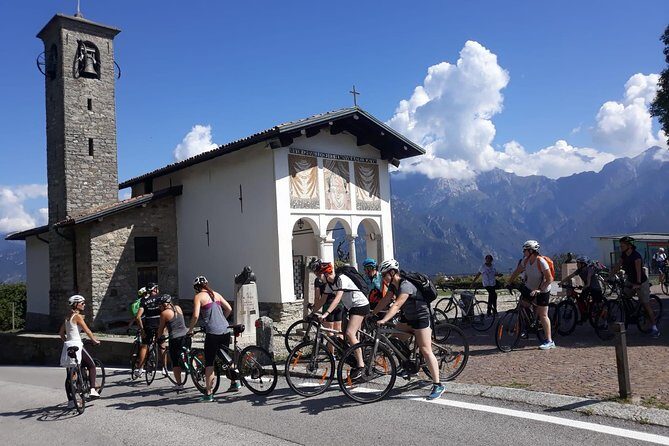 Group Bike Tour: Onno & Ghisallino (E-bikes and Road bikes) - Lake Como on bikes: why Bellagio to Ghisallo makes sense
