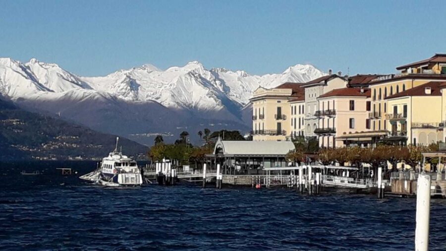 Half-Day Lake Como Discovery Tour from Milan - Piazza Cavour, Via Plinio, and the waterfront: where the tour turns romantic