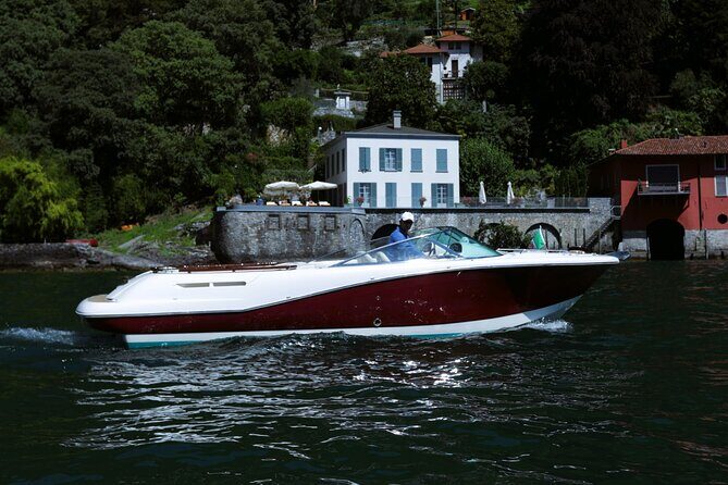 Lake Como: 3-Hour Luxury Speedboat Tour Como/Balbianello/Bellagio - Stop-by-stop: what each highlight is really like from the water
