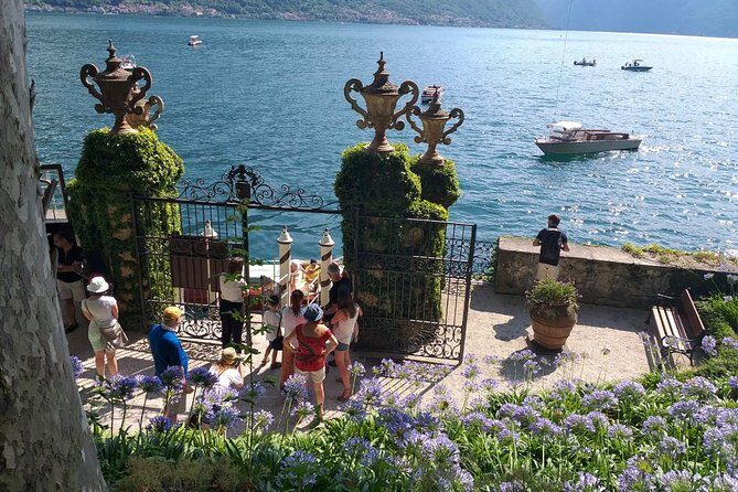Lake Como Highlights - Villa Balbianello & Bellagio exclusive full-day tour - Getting started in Como: Piazza Cavour sets the tone