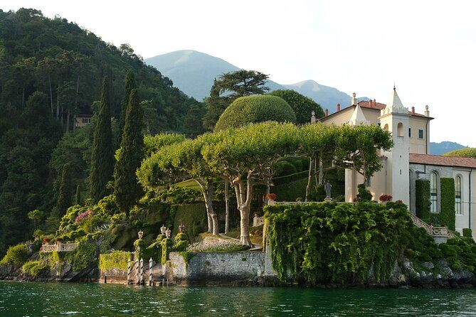 Lake Como Private Boat Tour 2h. Como - Villa Balbianello & more - The core route: Villa Olmo to Cernobbio and beyond