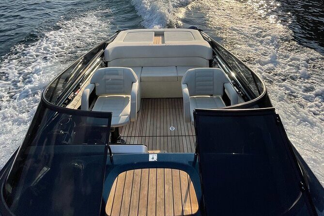 Luxury Boat Tour on Lake Como - Why this Lake Como luxury cruise feels more personal than a big-group tour