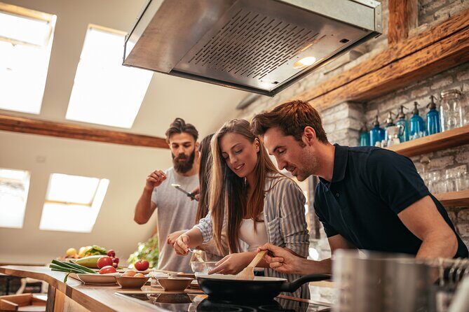 Luxury Cooking Class with a Chef in Bellagio - Getting to Bellagio and the meeting point that anchors the day