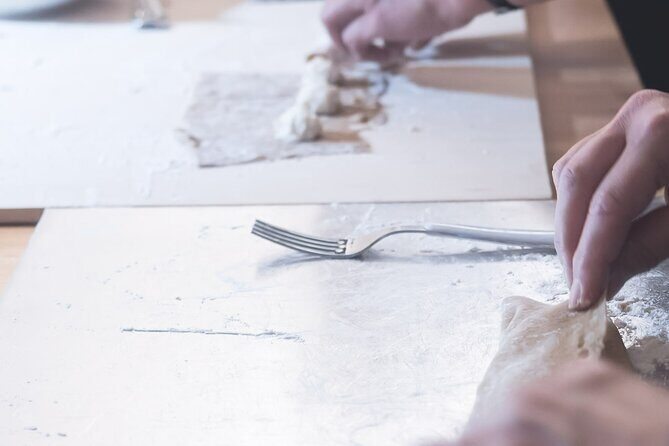 Pasta Fresca Hands-on Cooking Class with a Local in Como - Pace, Timing, and Getting There Without Stress