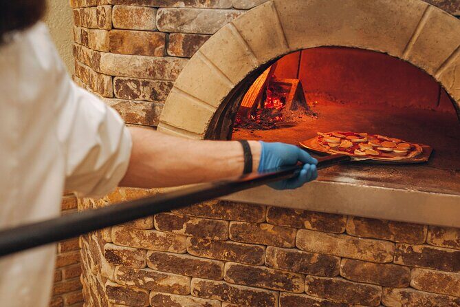 Premium Pizza Making Class at a Pizzeria in Como - Why Neapolitan pizza in Como is more than a cooking demo