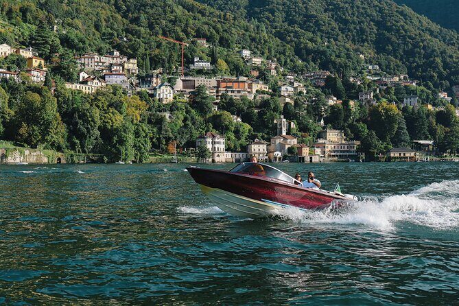 Private Boat Tour Como Wooden Classic Boat - Pickup and timing: how to avoid losing sightseeing hours