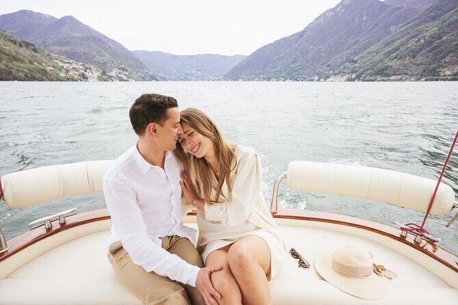 Private Boat Tour on Italian Gozzo on Lake Como - Varenna and the lovers’ walk: an easy win from the water