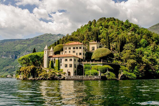 Private Boat Tour on Lake Como from Bellagio - Bellagio, the Pearl of the Lake: seeing the promontory in context