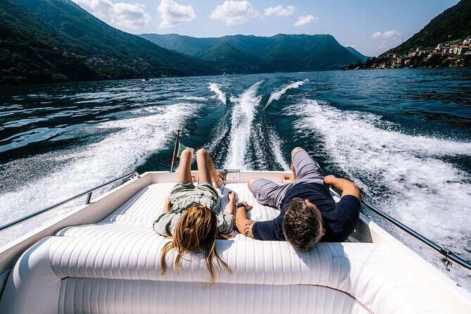 Private Cruise on Lake Como with Speedboat from 1H to 4H - Where you meet in Como and how the timing usually feels