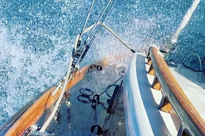 Private Guided Sailing Boat Tour on Lake Como with Aperitif - The Aperitif Moment: Wine, Photos, and a Proper Stop for Your Senses