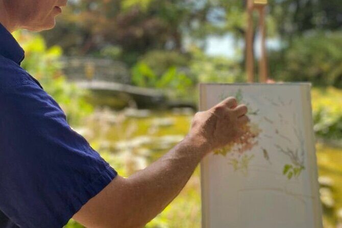 Private painting class on Lake Como shores Bellagio - Price and value: $282.69 per person for a private class