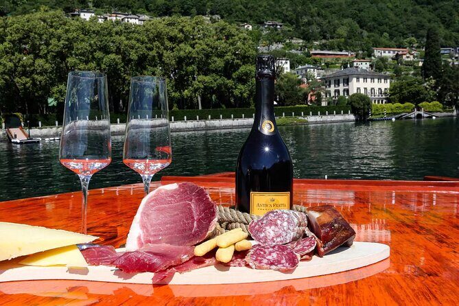 Private Tour by Classic Wooden Boat on Lake Como - Como, Life Electric, and Villa Olmo: The Art and Architecture Start