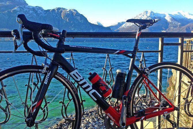 Road Bike tour in Lake Como & Bellagio - Botanic Garden time in Como: a visual and mental breather