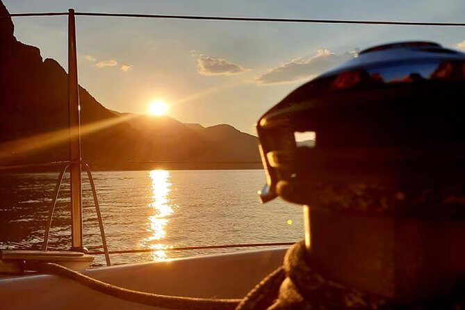 Sailing at Sunset on Lake Como: How to escape from daily routine - Key highlights before you go