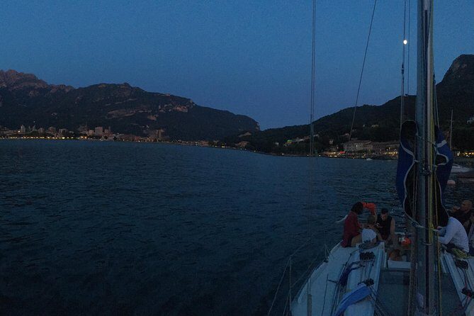 Sailing at Sunset on Lake Como: How to escape from daily routine - Stop in the middle of the lake: swim time without the big-lake worry