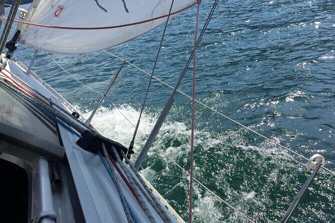 Sailing Experience on Lake Como: Fun, Relax and Adventure! - How the 4-hour format works (and why small groups help)