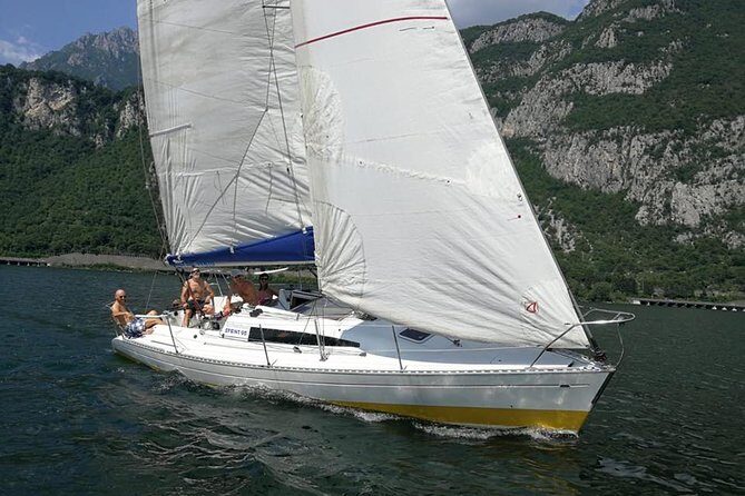 Sailing Experience on Lake Como: Fun, Relax and Adventure! - Stop 2: Il lungolago—seeing the lake’s daily life