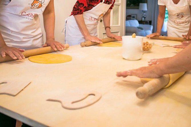 Small group Pasta and Tiramisu class in Como - Meeting at 22100 Como and the Aperitivo-First Rhythm