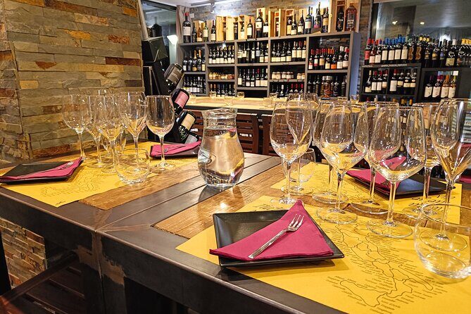 Taste of Lake Como: 4 Wines Paired with Local Cheese Charcuterie - The 90-minute flow: what happens after you meet