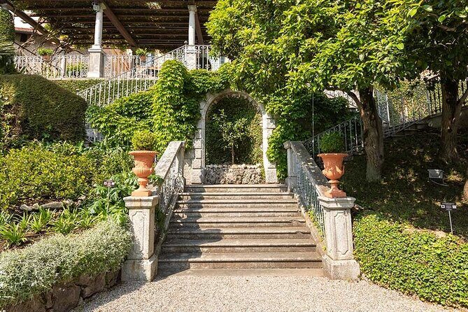 The "Pearl" and the "Diamond" of the Lake - Varenna free time: using one hour for the best version of the town